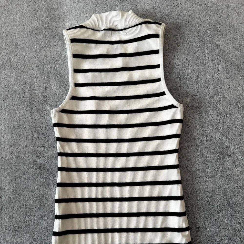 Striped Black and White Sleeveless High Neck Top - Picture 2 of 5